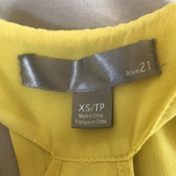 100% Silk Colorblock Blouse - Picture 8 of 9